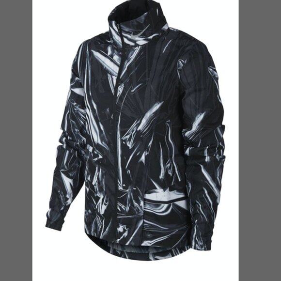 New NIKE Lightweight Jacket Size S Shield Full Zip Windbreaker Rain Running - Picture 1 of 10